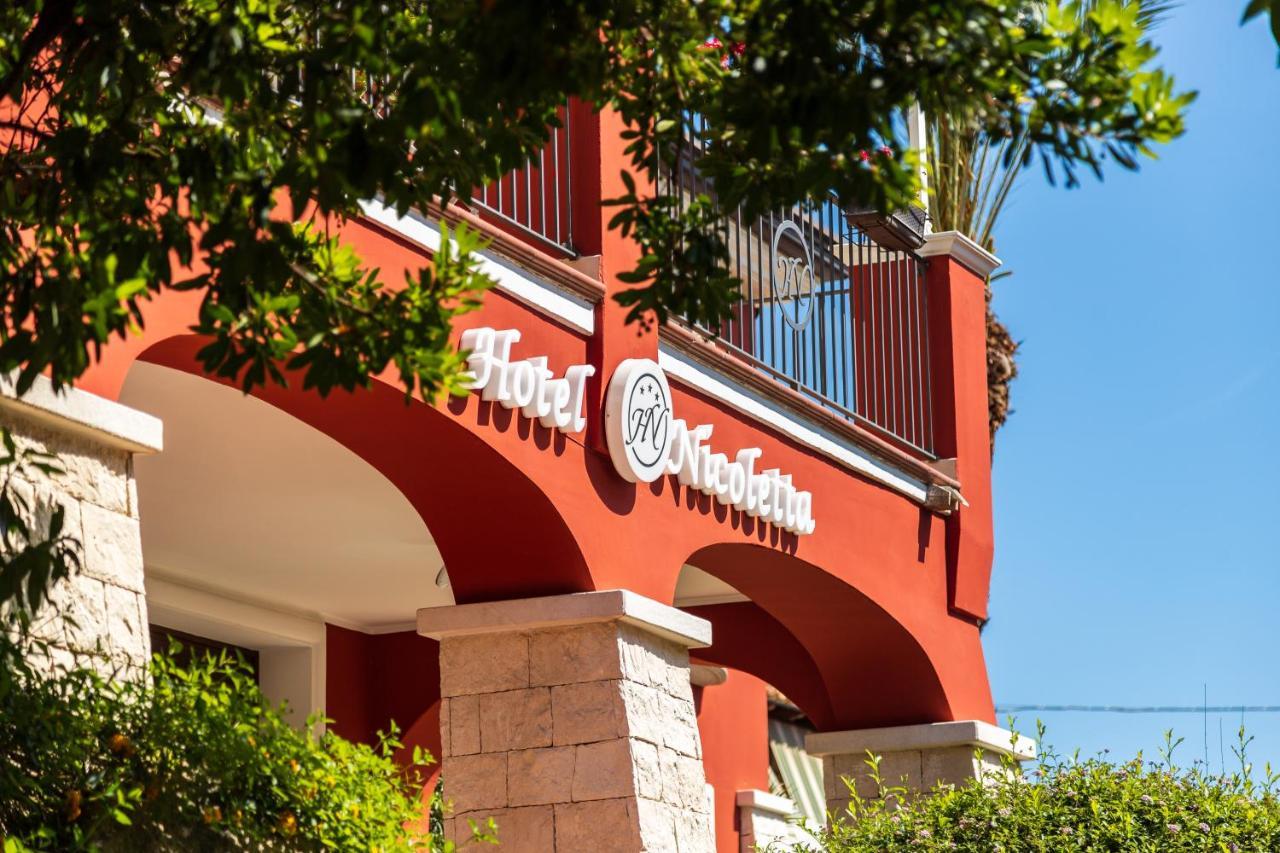 Hotel Nicoletta Санта-Мария-Наварезе Экстерьер фото