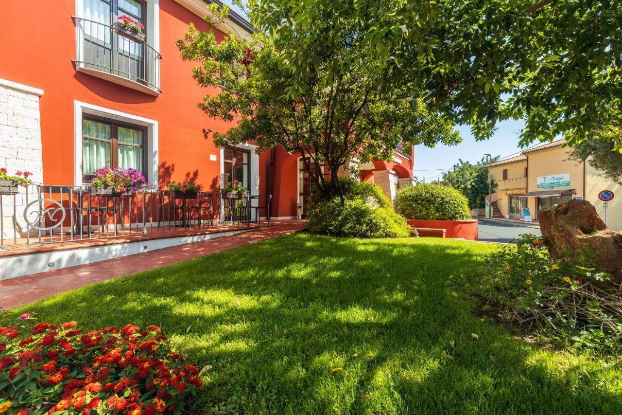 Hotel Nicoletta Санта-Мария-Наварезе Экстерьер фото