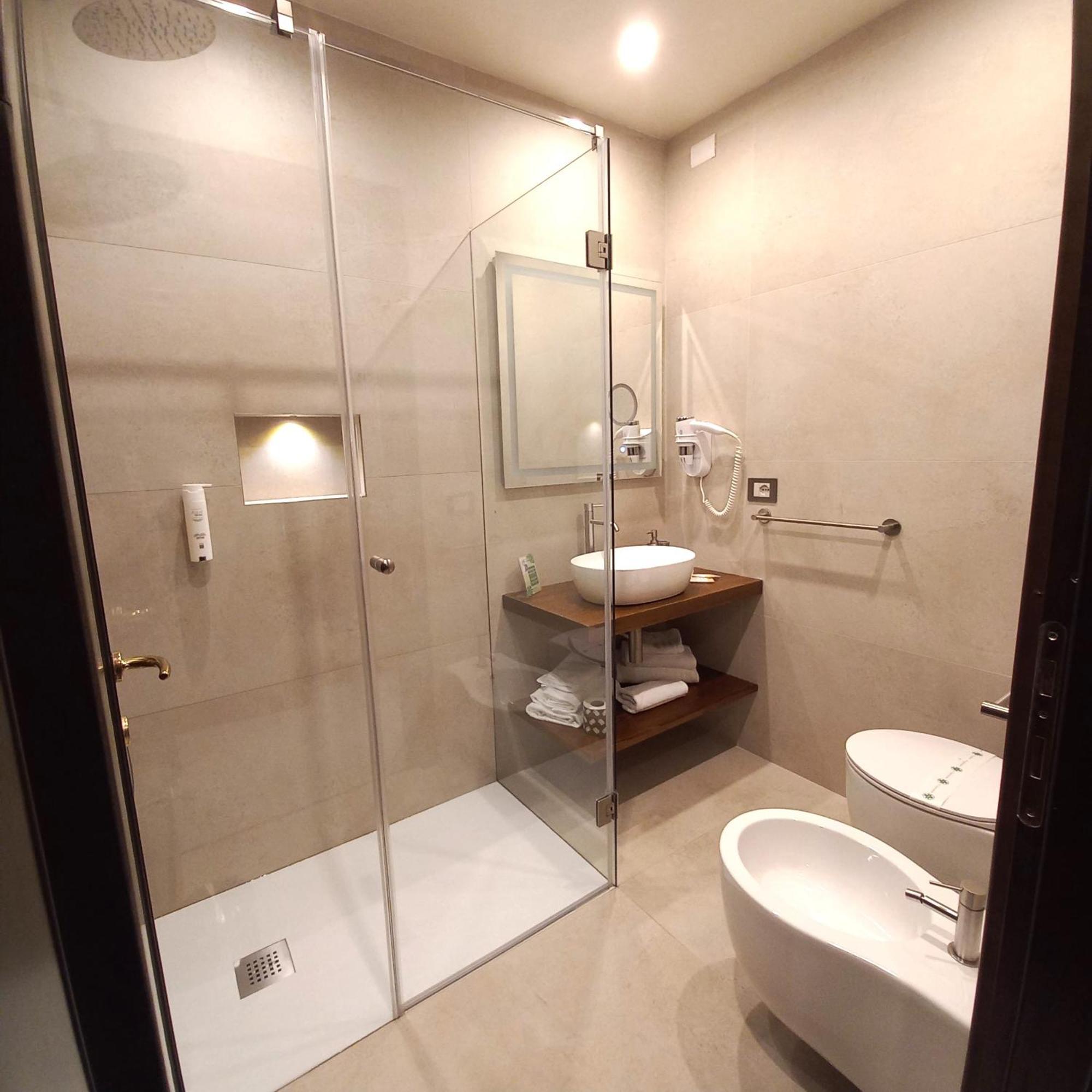 Hotel Nicoletta Санта-Мария-Наварезе Экстерьер фото
